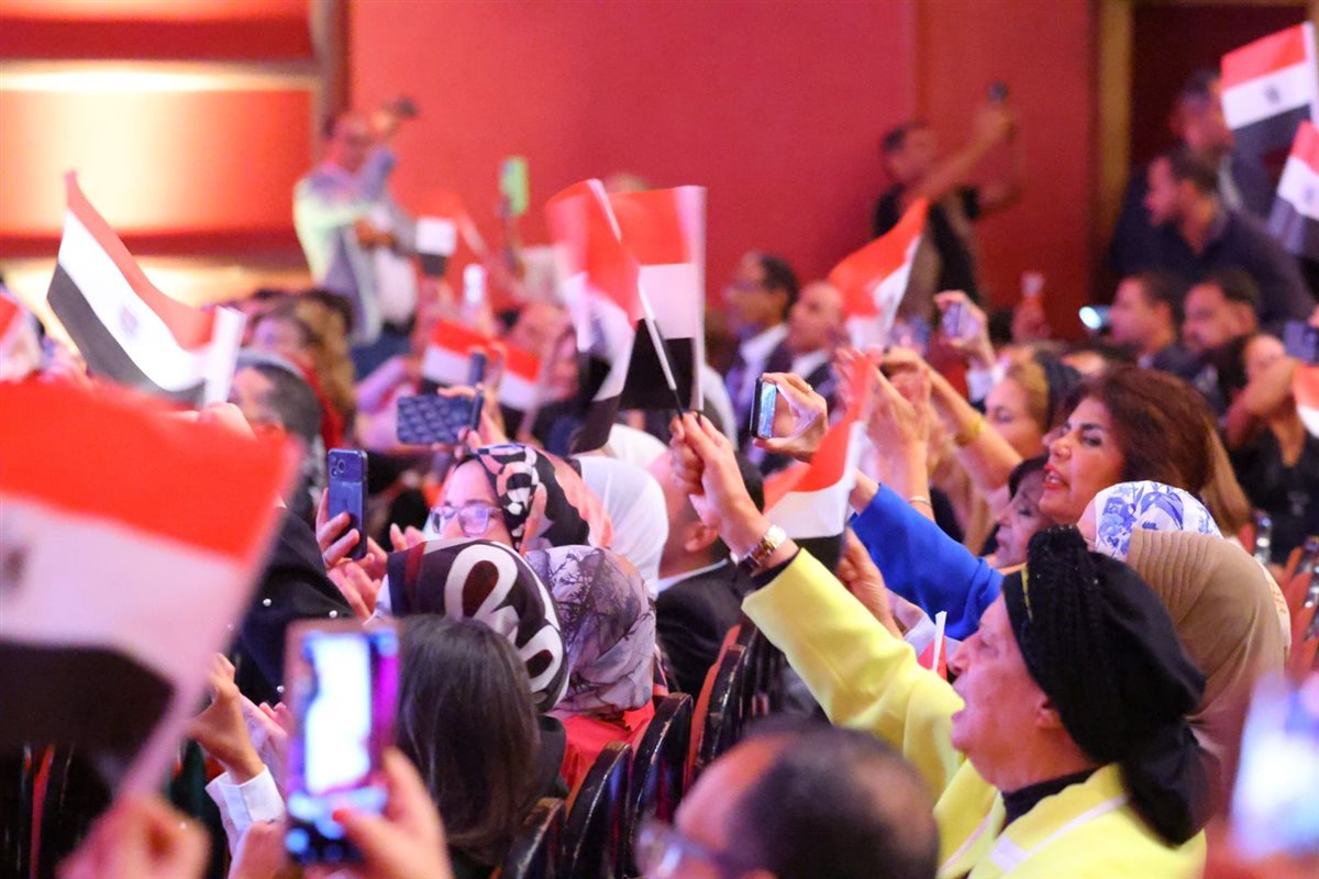 محمد ثروت يشعل مسرح الأوبرا في احتفاله بنصر أكتوبر بمشاركة الفنان محمد الحلو وهاني شاكر<br>