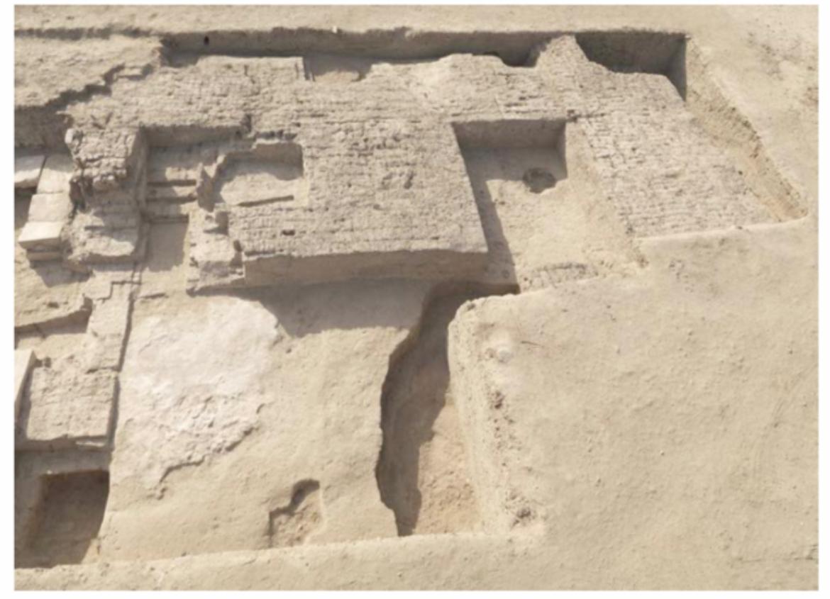 اللوحة الأثرية