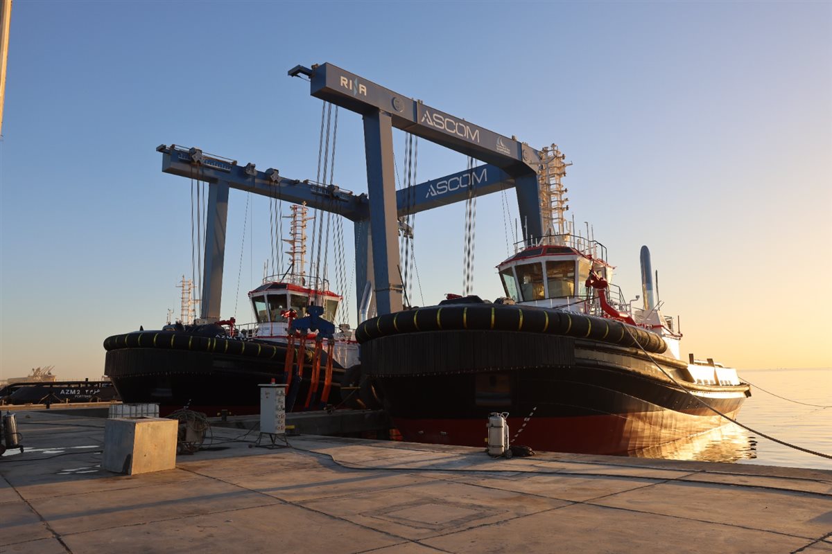 تدشين القاطرتين الجديدتين بمصنع مصر لبناء القاطرات