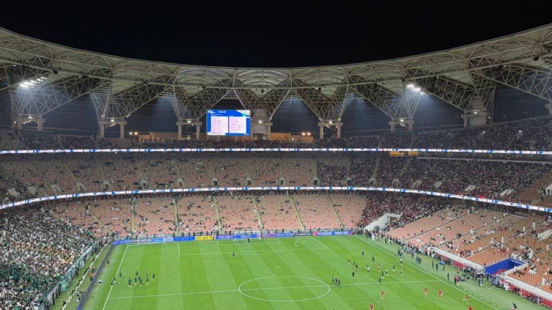 <strong>الحضور في مباراة السعودية وإندونيسيا في تصفيات كأس العالم 2026</strong>