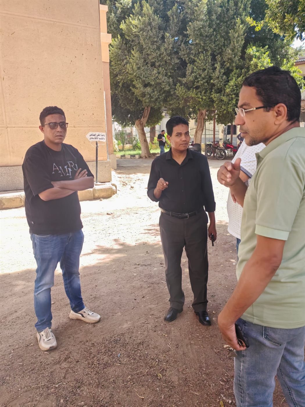 وكيل وزارة الصحة وجولة تفقدية بأرمنت