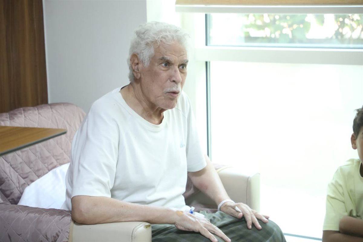 الكابتن حسن شحاتة