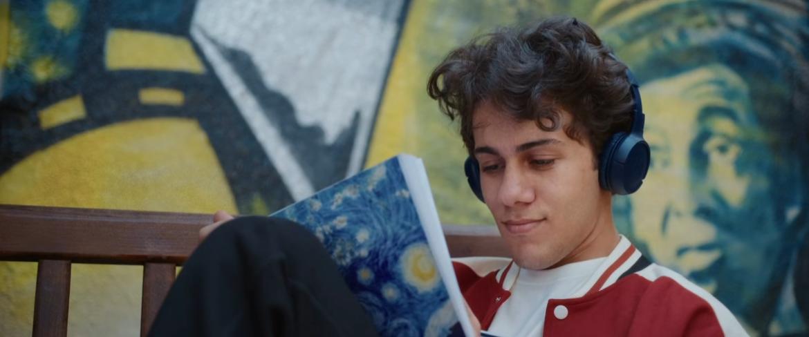 لقطات من فيلم ولنا في الخيال حب