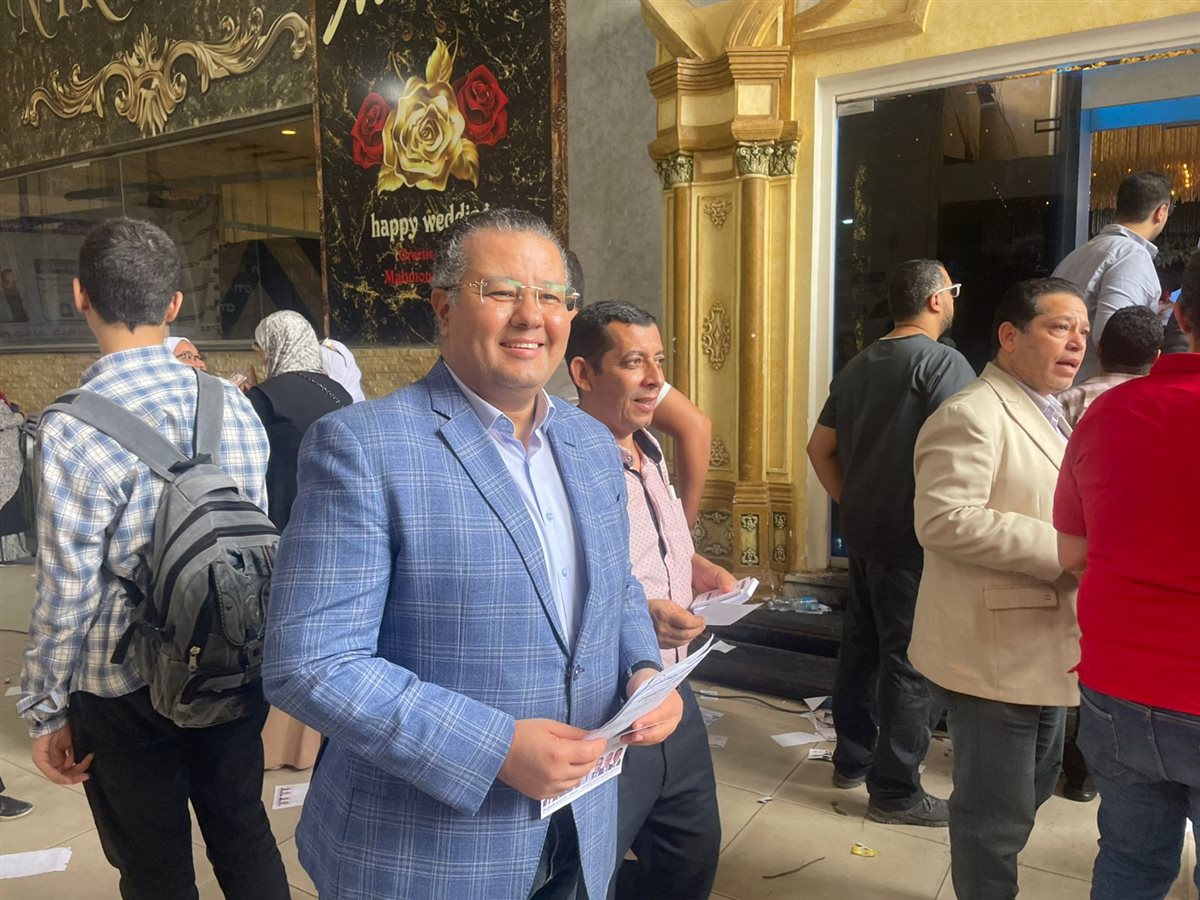 المدير التنفيذي لمستشفى بنها الجامعي يشارك في انتخابات التجديد النصفي لنقابة الأطباء