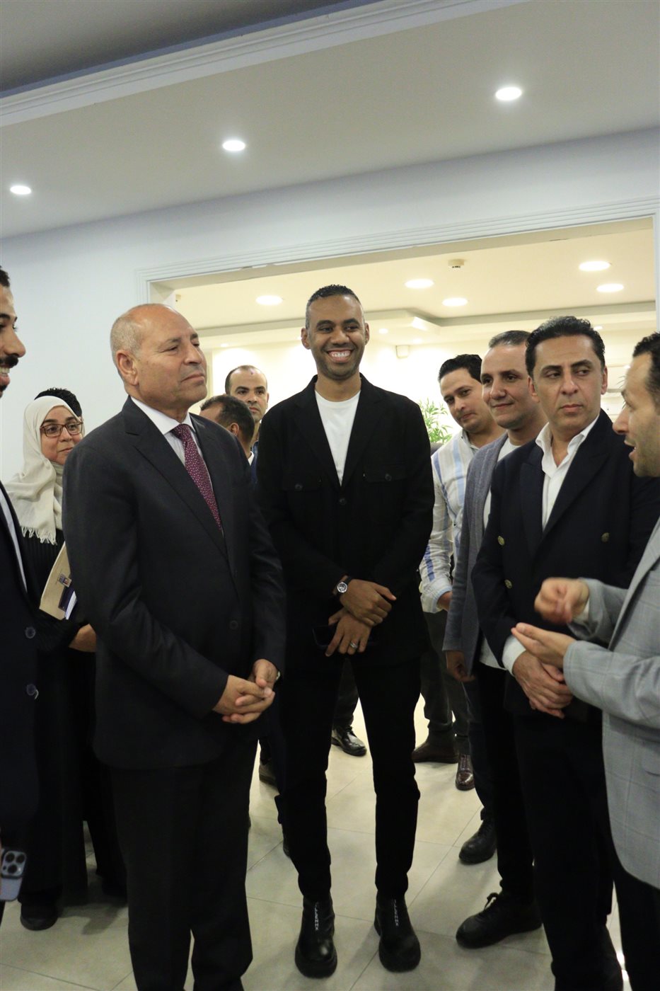  محافظ القاهرة في صالة تحرير موقع القاهرة 24 