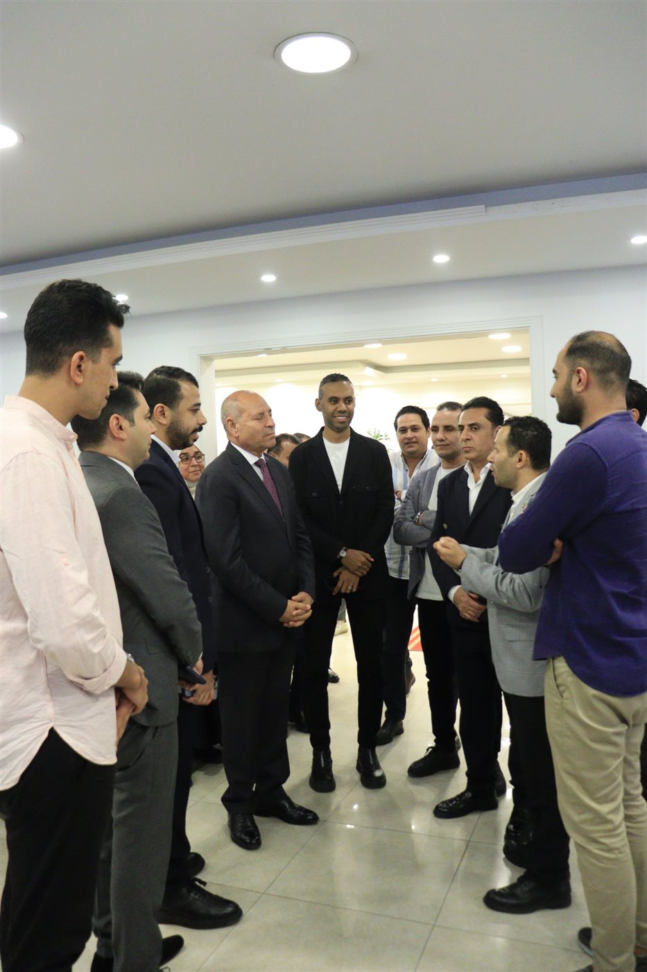  محافظ القاهرة في صالة تحرير موقع القاهرة 24 