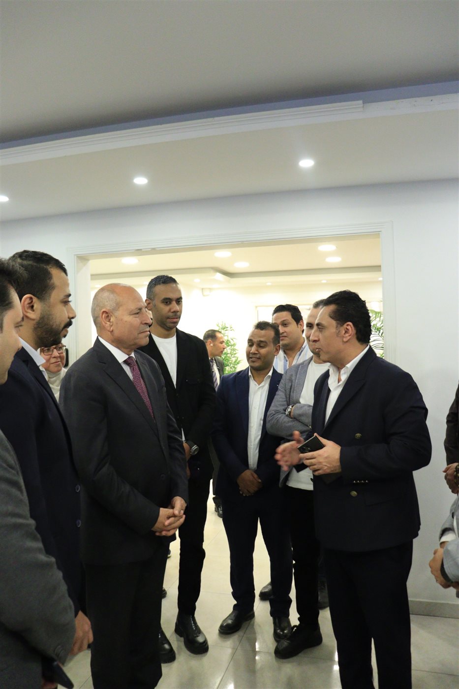  محافظ القاهرة في صالة تحرير موقع القاهرة 24 