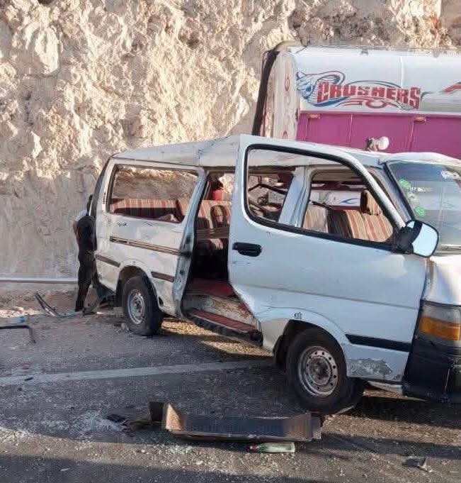 تصادم 3 سيارات بطريق الهضبة بأسيوط