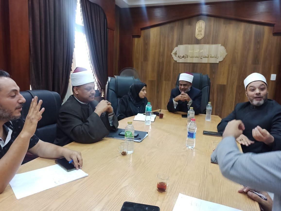  انعقاد لجنة مراجعة بوكليت المعاهد الخاصة