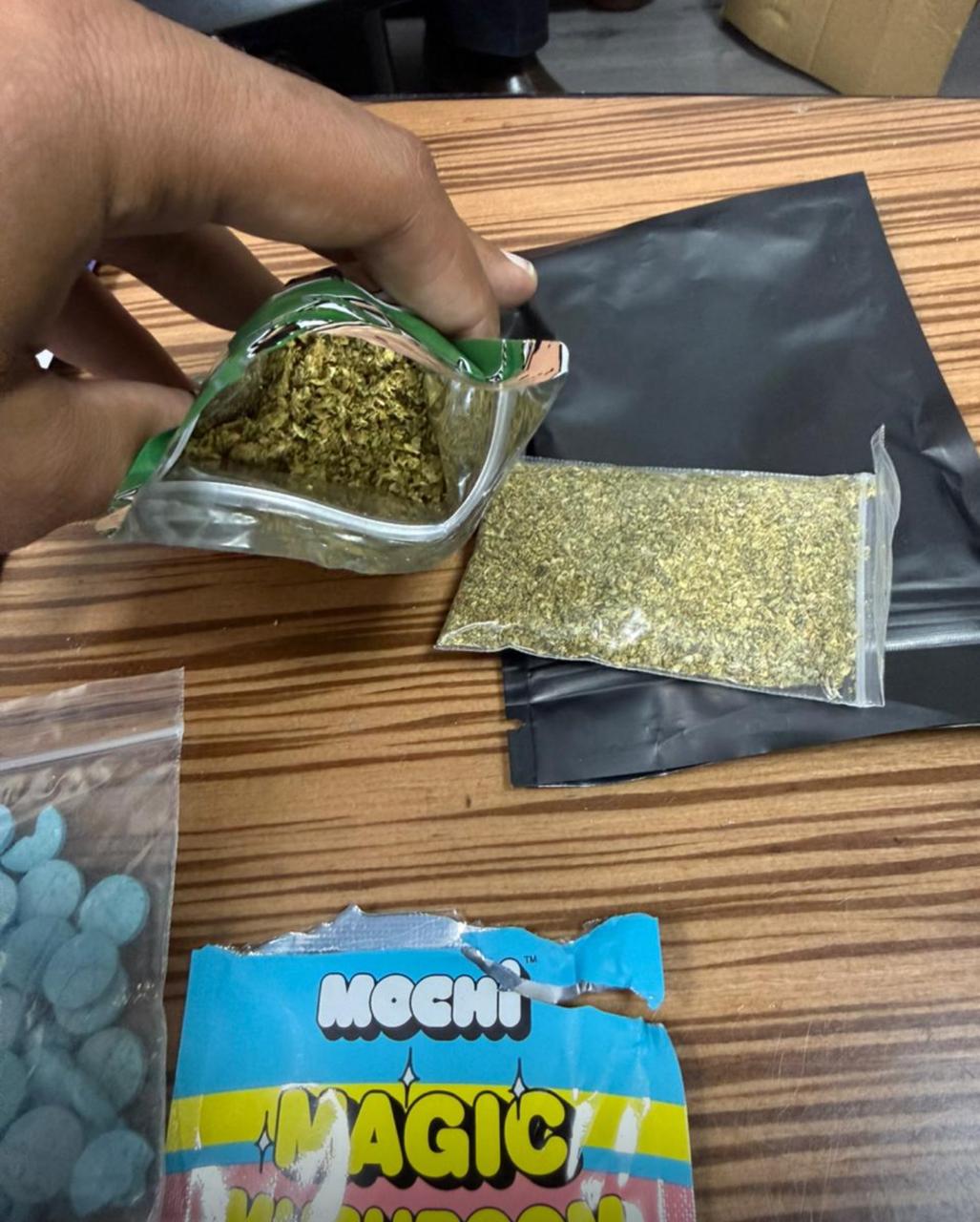 مضبوطات جمارك مطار القاهرة