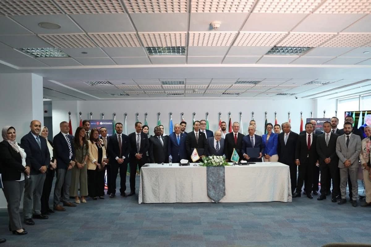 الأكاديمية العربية توقع مذكرة تفاهم مع شركة الشحنة الكهربائية لتعزيز التعاون المشترك