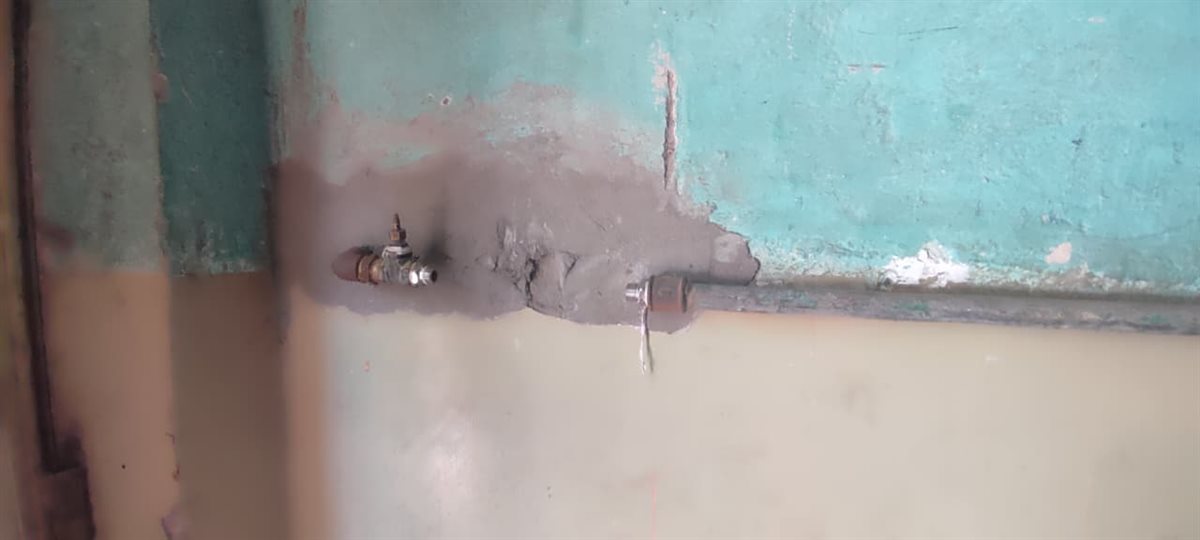 انقطاع المياه عن منزل مواطن مريض يعول 3 من ذوي الهمم بسوهاج