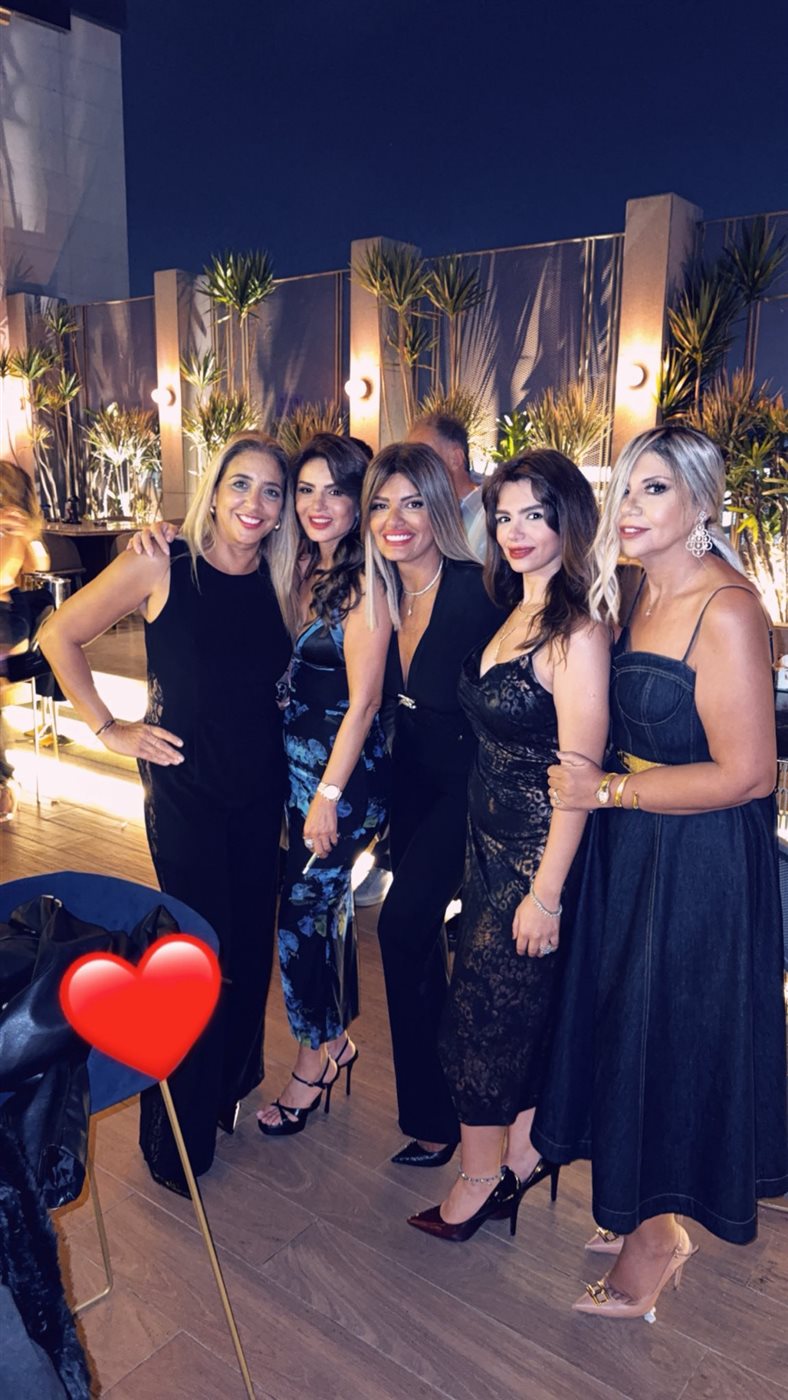 لقطات من احتفال نجلاء بدر بعيد ميلادها بحضور باقة من نجوم الفن وأصدقائها