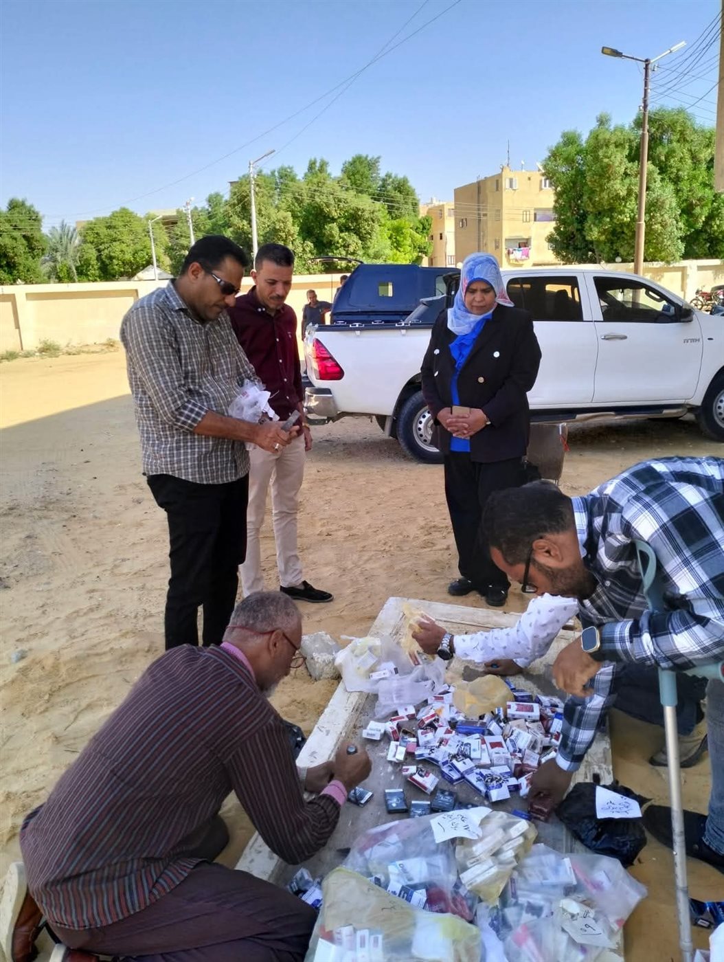 اعدام 400 علبة سجائر مهربة جمركيا