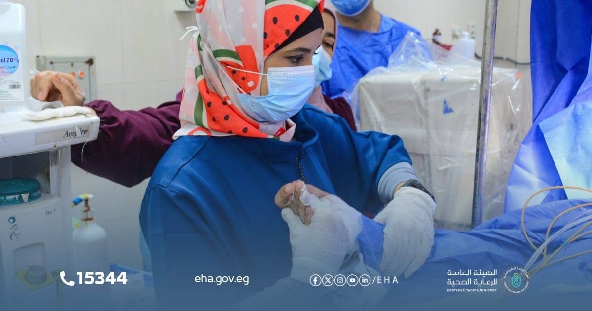 إنقاذ مريض من الشلل الرعاش بالأقصر