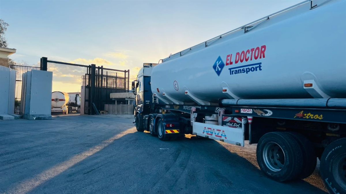 مساعدات الهلال الأحمر المصري