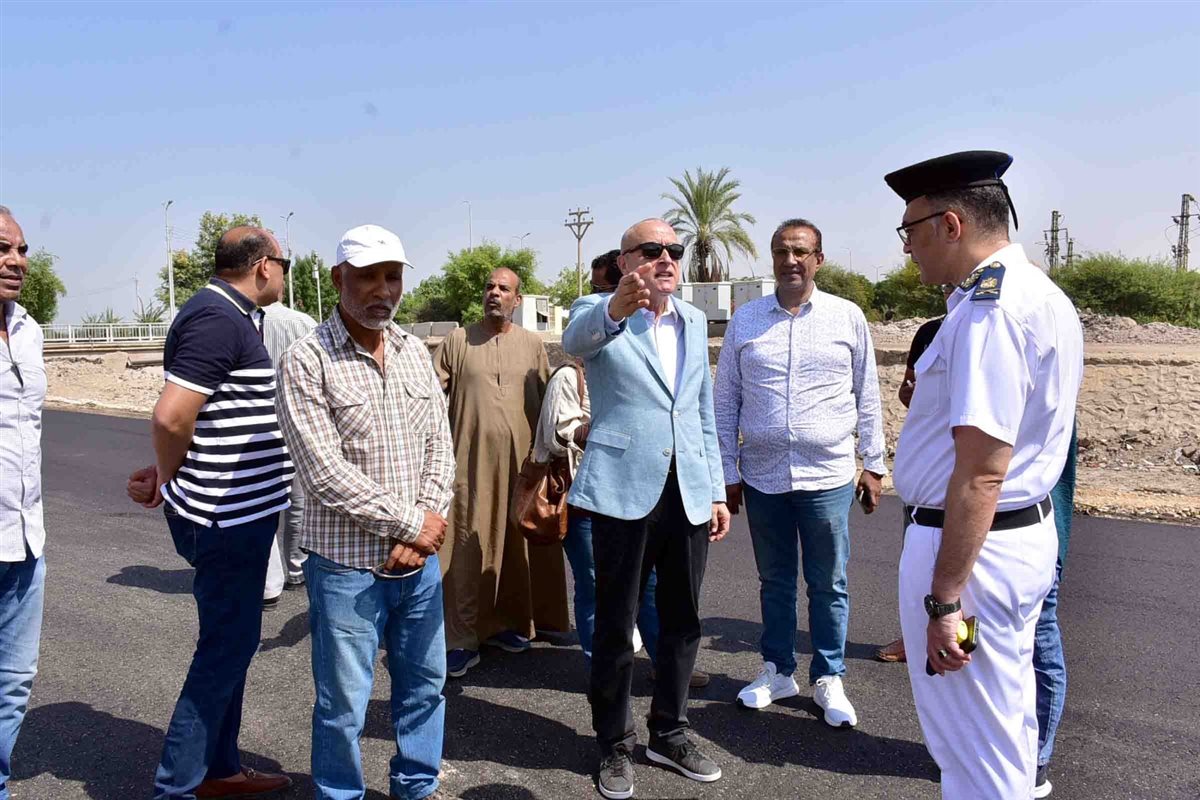 محافظ الأقصر يتفقد المواقع الأثرية