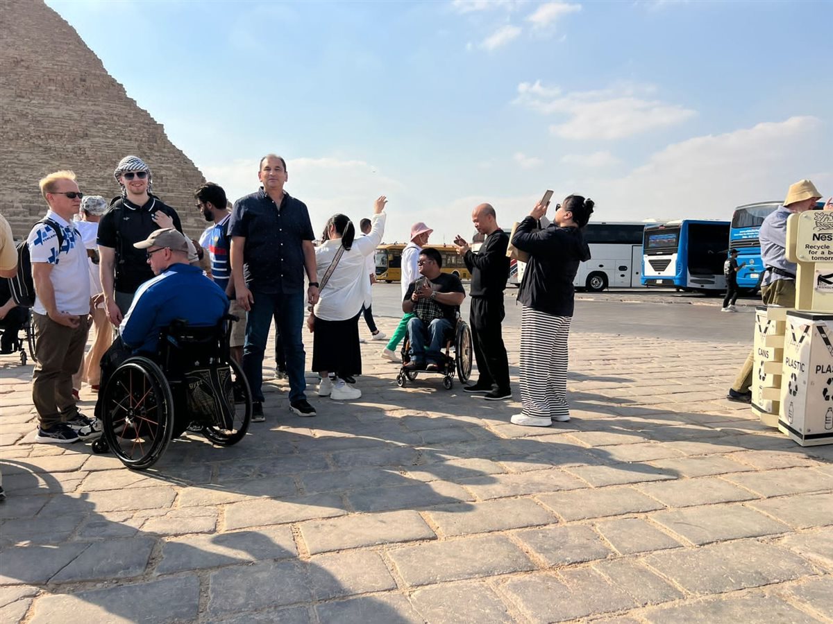 جولة سياحية للمنتخبات المشاركة في بطولة العالم لرفع الأثقال البارالمبية مصر 2025