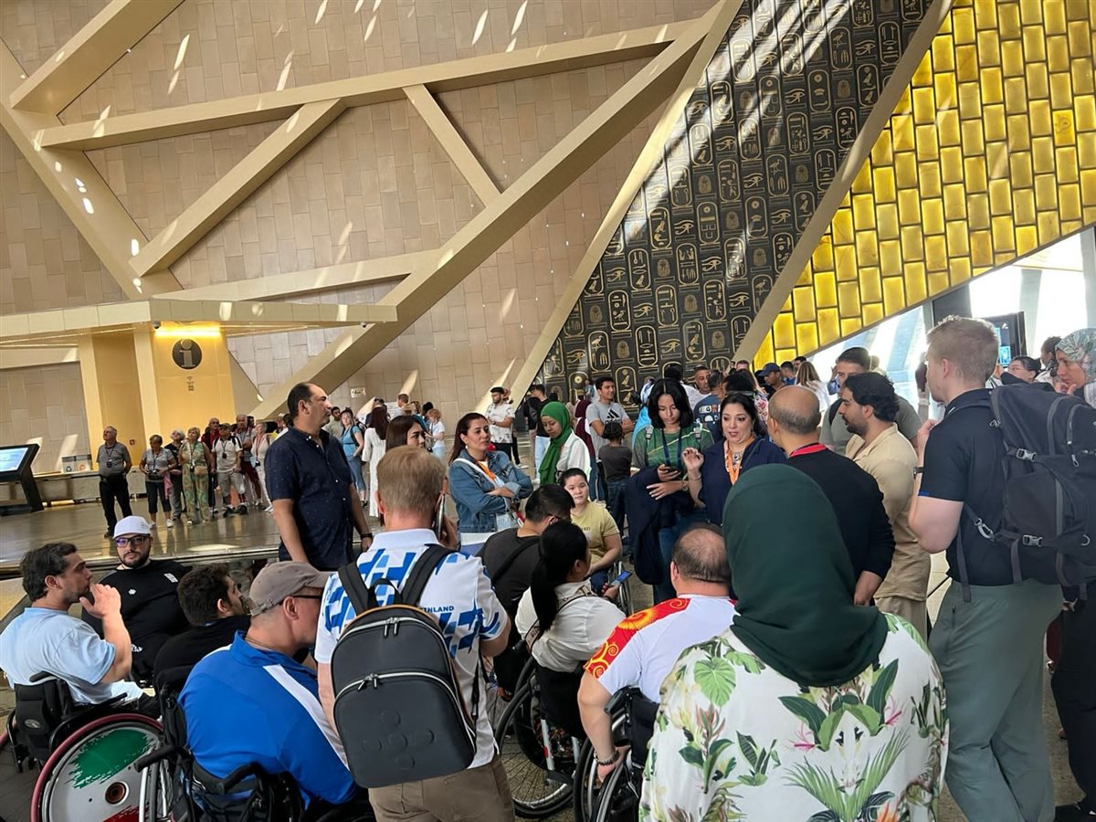 جولة سياحية للمنتخبات المشاركة في بطولة العالم لرفع الأثقال البارالمبية مصر 2025