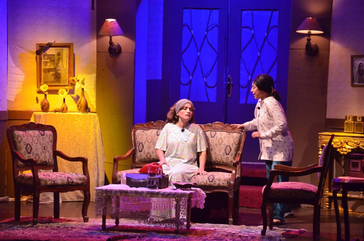 لقطات من العرض الأخير لمهرجان نقابة المهن التمثيلية للمسرح المصري