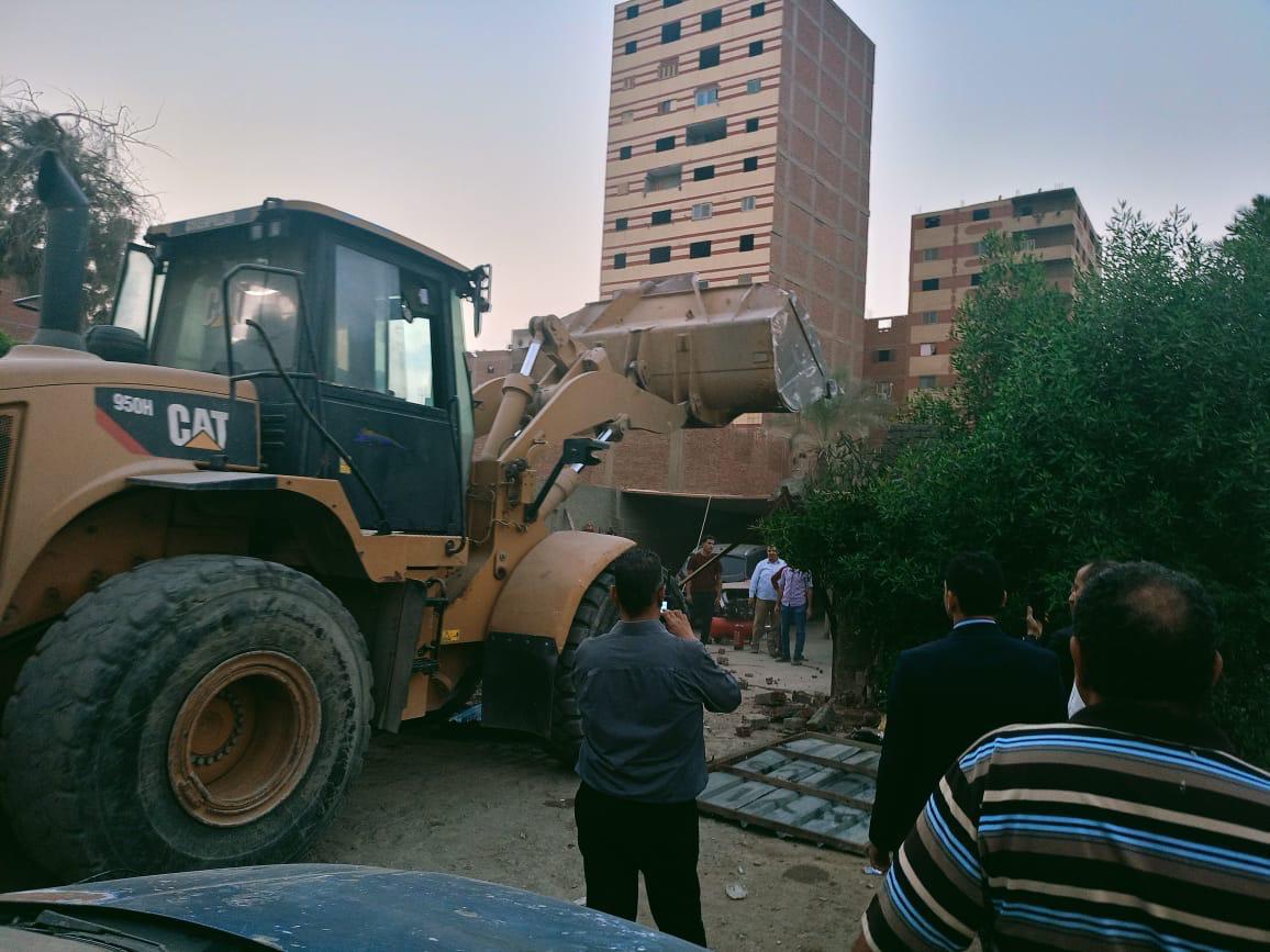 جانب من المخالفات 