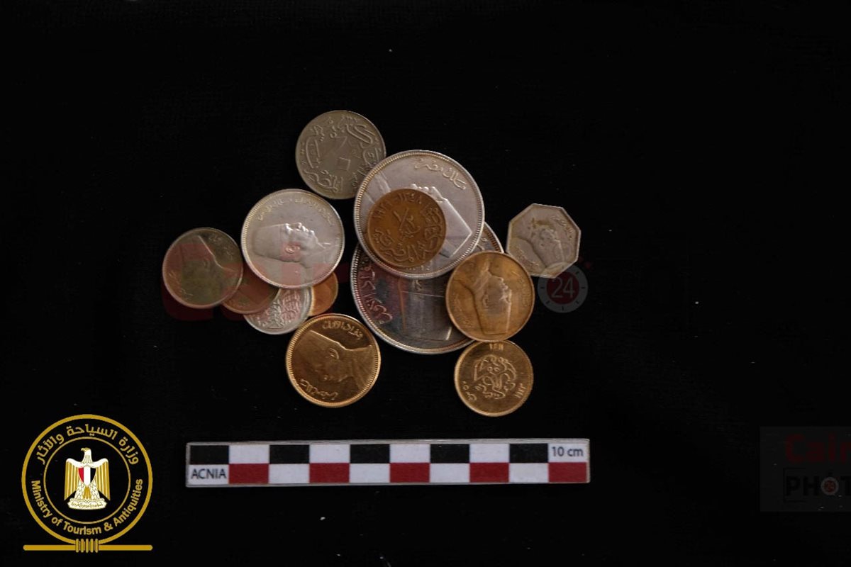 العملات الأثرية المكتشفة