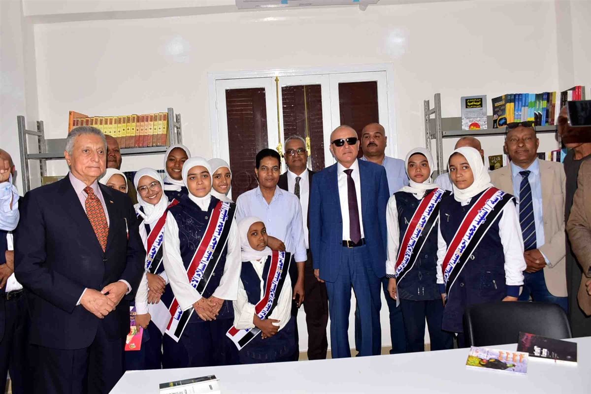 محافظ الأقصر وجولة بالنمسا في إسنا