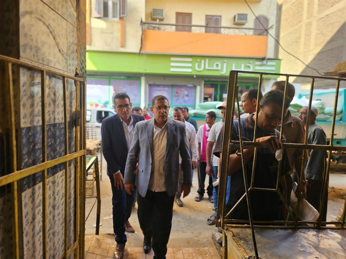تفقد المخابز ومحطات الوقود