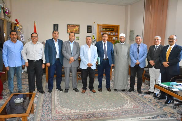 الشيخ محمد أبوبكر يحصل على درجة الماجستير بتقدير ممتاز  مع التوصية بالطبع والنشر بين الجامعات.