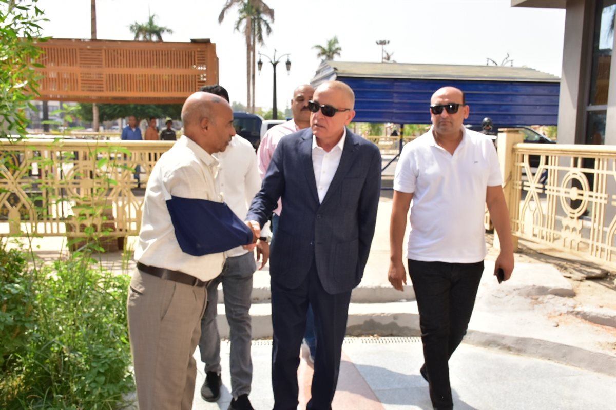 محافظ الأقصر يتفقد تطوير مسجد أحمد النجم