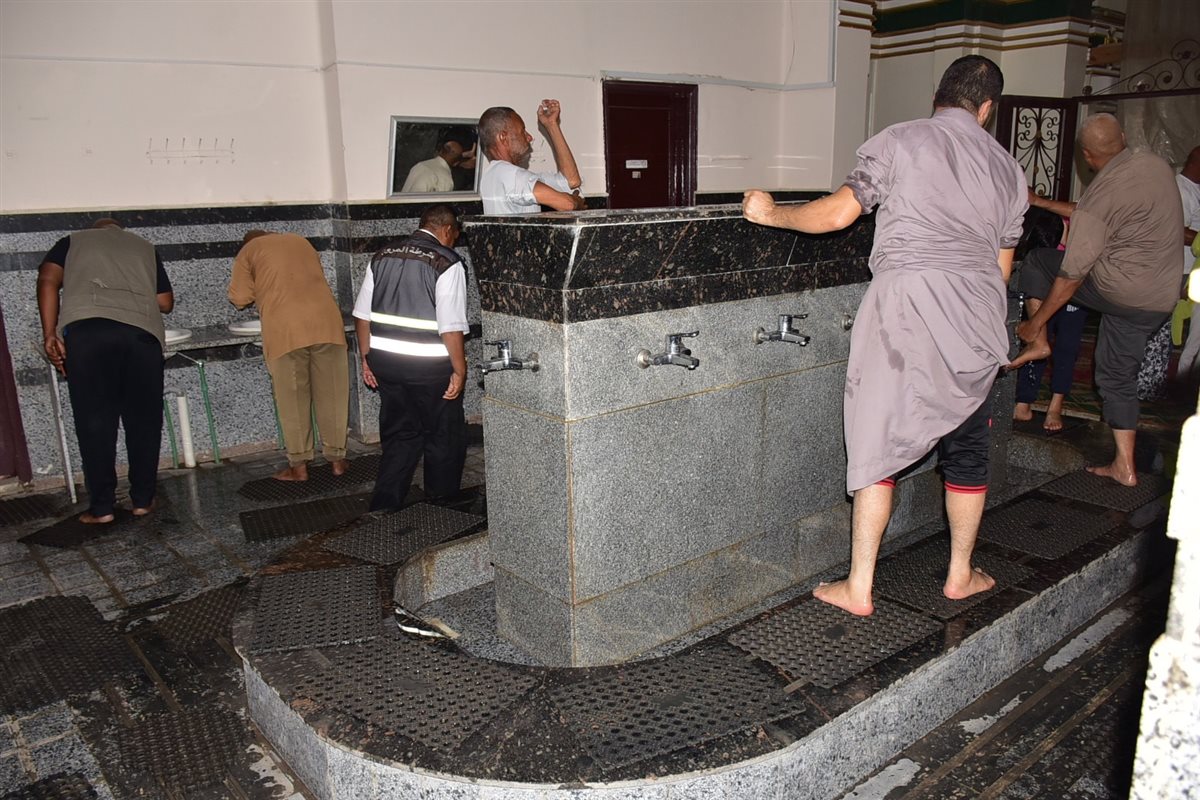 محافظ الأقصر يتفقد تطوير مسجد أحمد النجم