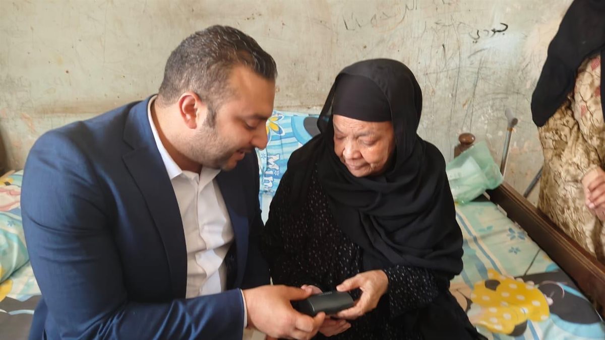 حملة نرعاك تسمع لتوفير السماعات الطبية مجانا