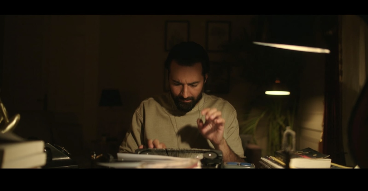 الإثارة والتشويق يُسيطران على البرومو الرسمي لفيلم قصر الباشا لـ أحمد حاتم