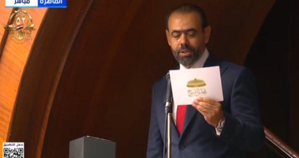 الدكتور نور الدين مصطفى يؤدي اليمين الدستورية عضوًا في مجلس الشيوخ