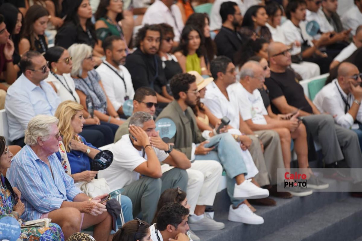 حسين فهمي ومحمود حميدة وآسر ياسين في جلسة عرض مشاريع سينماتك بمهرجان الجونة السينمائي