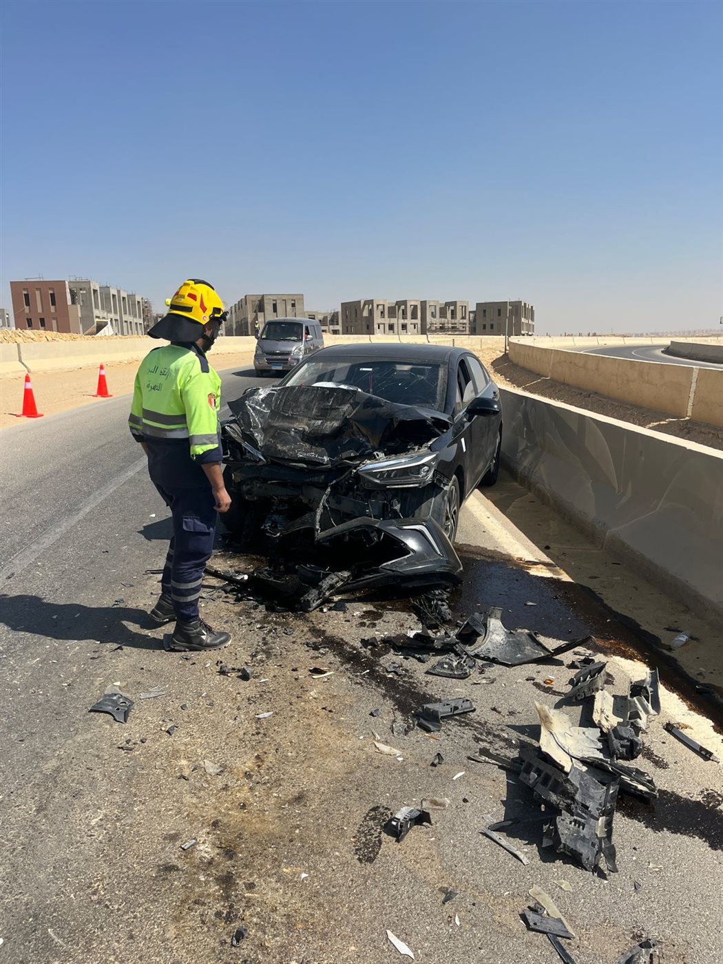 الحماية المدنية ترفع آثار تصادم بطريق العين السخنة بعد تسرب بقعة زيت 3 متر دون إصابات
