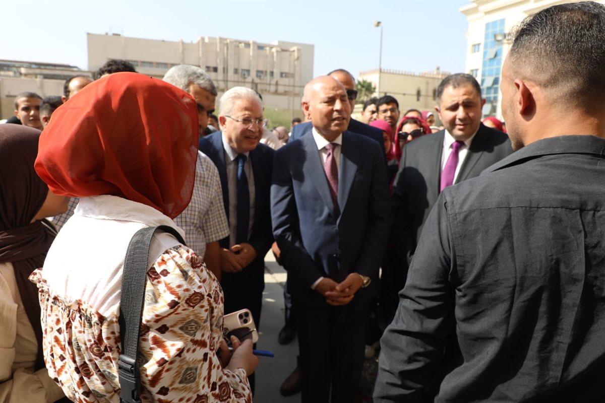 محافظ القاهرة يفتتح ملتقى التوظيف والتدريب