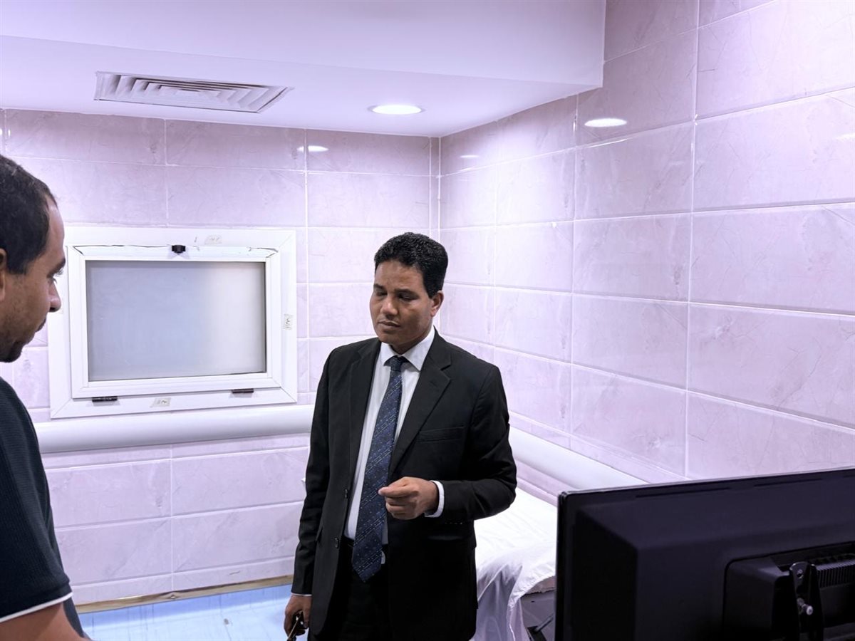 وكيل صحة الأقصر يتفقد مستشفى الحميات