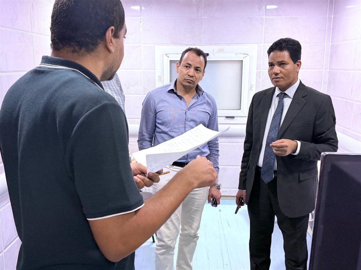 وكيل صحة الأقصر يتفقد مستشفى الحميات