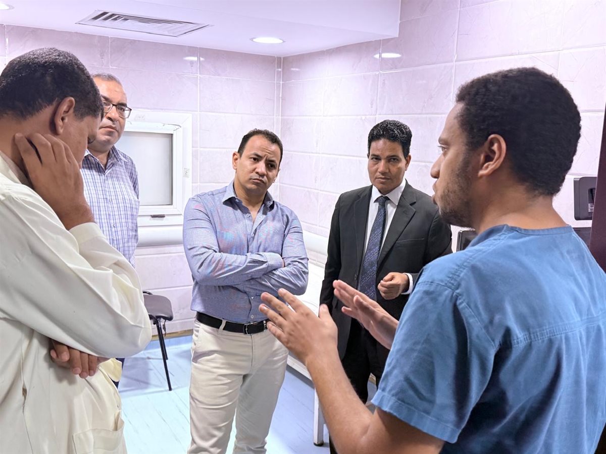 وكيل صحة الأقصر يتفقد مستشفى الحميات