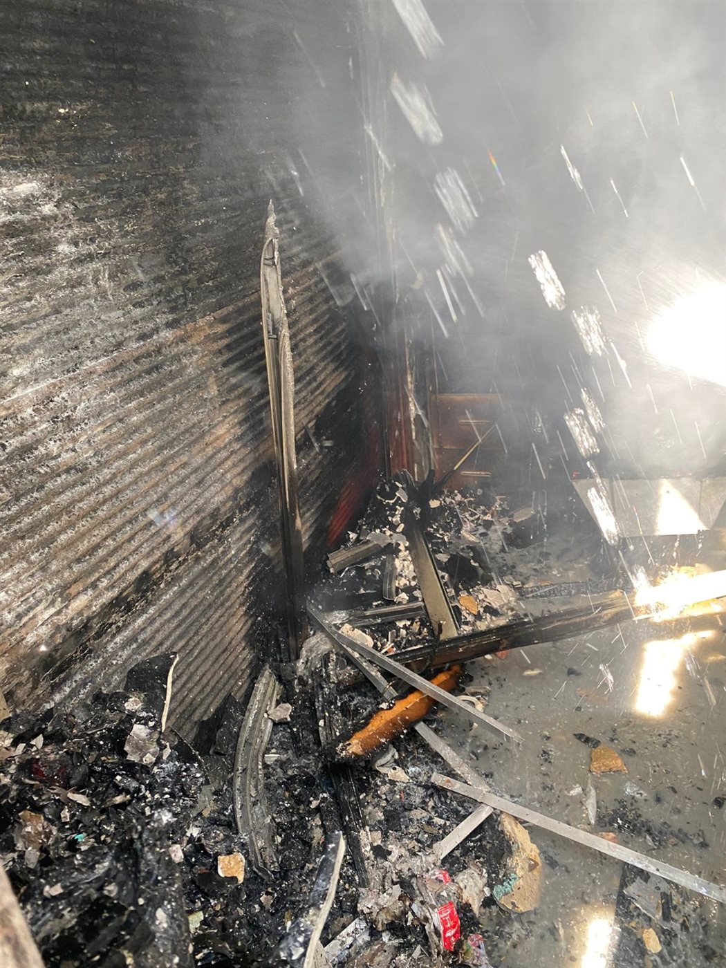 حريق محل حلاقة بالضاهر والحماية المدنية تسيطر