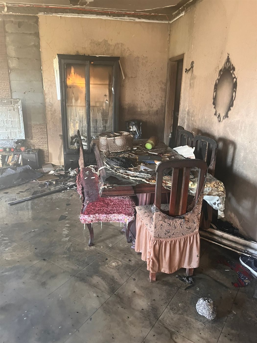 حريق فيلا بجوار مكتب بريد التجمع الأول