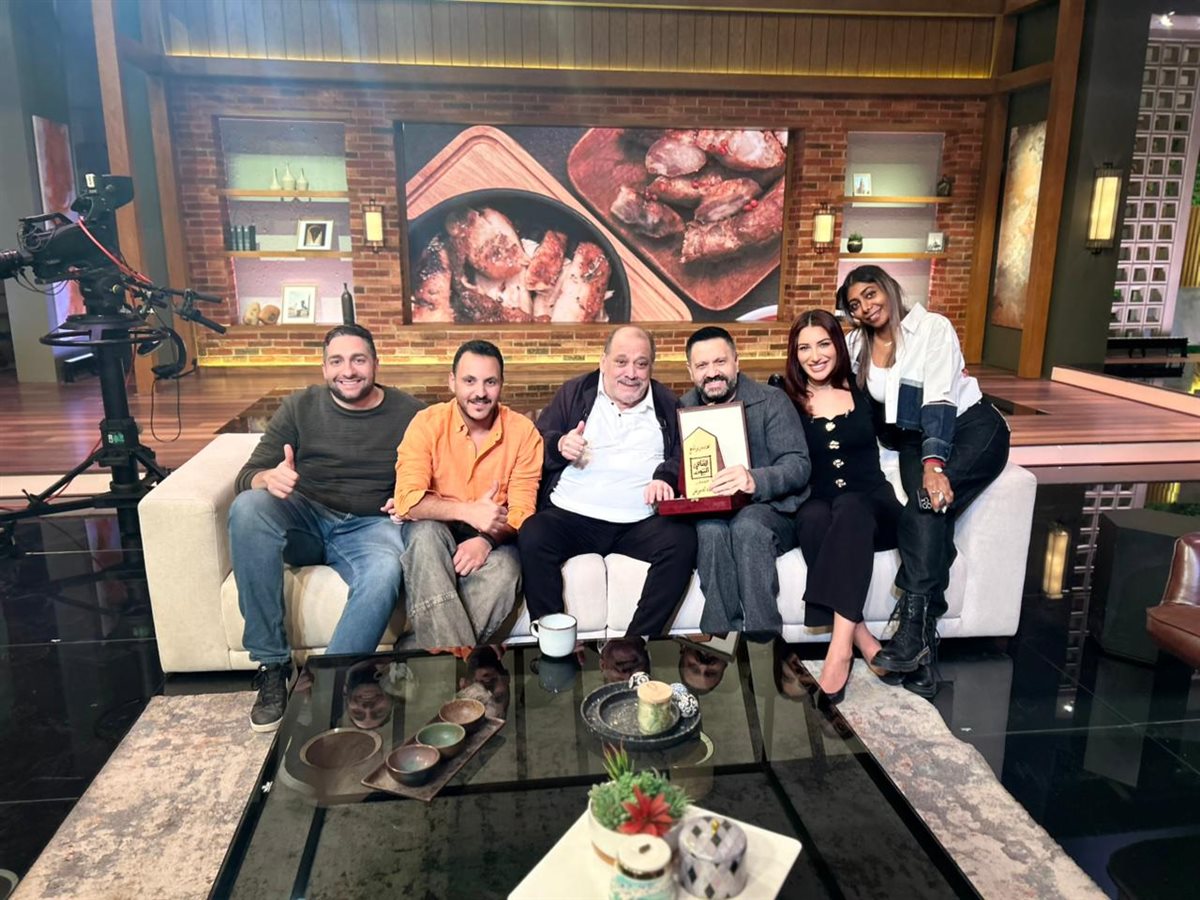 بعد أزمة الأخيرة.. إدوارد يكرم الفنان ضياء الميرغني في برنامجه 