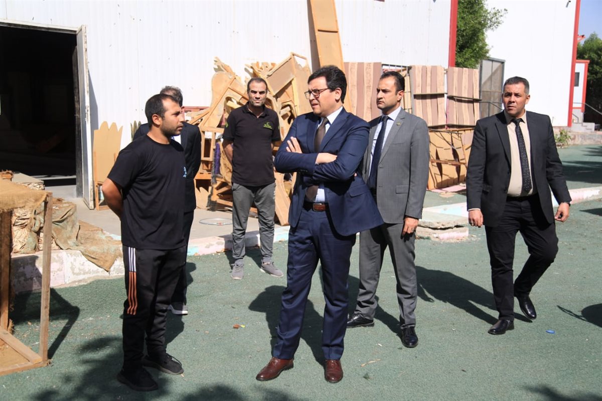 وزير الثقافة يتفقد القصر