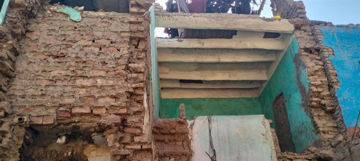 انهيار منزل من الطوب اللبن بالاقصر دون إصابات