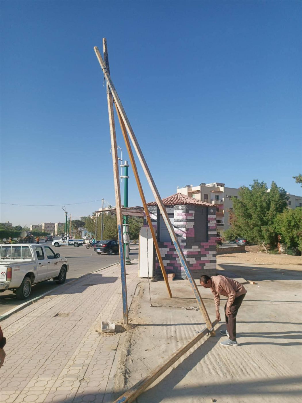 الوادى الجديد تزيل دعايا الانتخابا الغير مرخصة من الشوارع والميادين