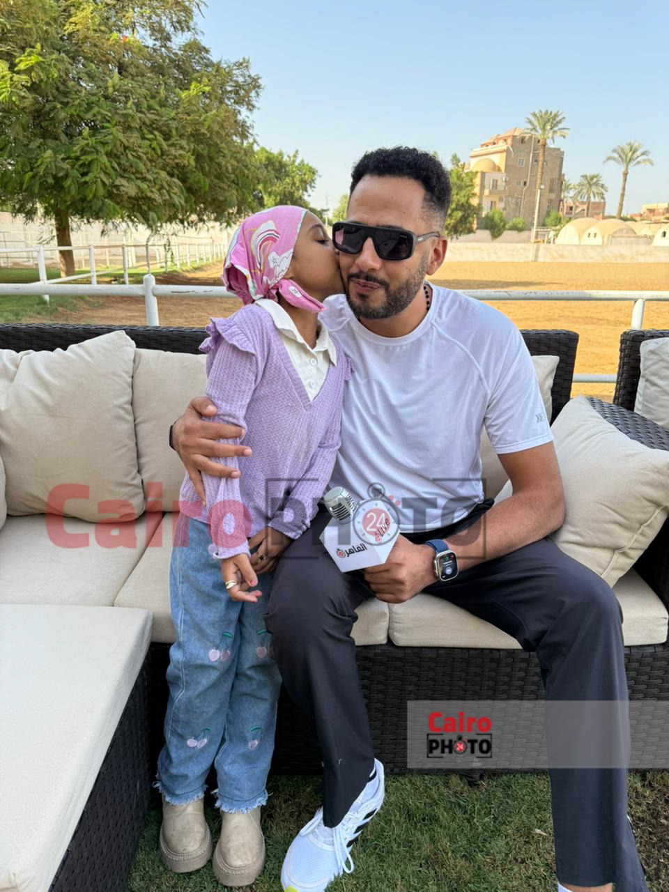 حقق حلمها.. عصام السقا يستجيب لـ طلب الصغيرة ليلى محاربة السرطان بعد طلبها عبر القاهرة