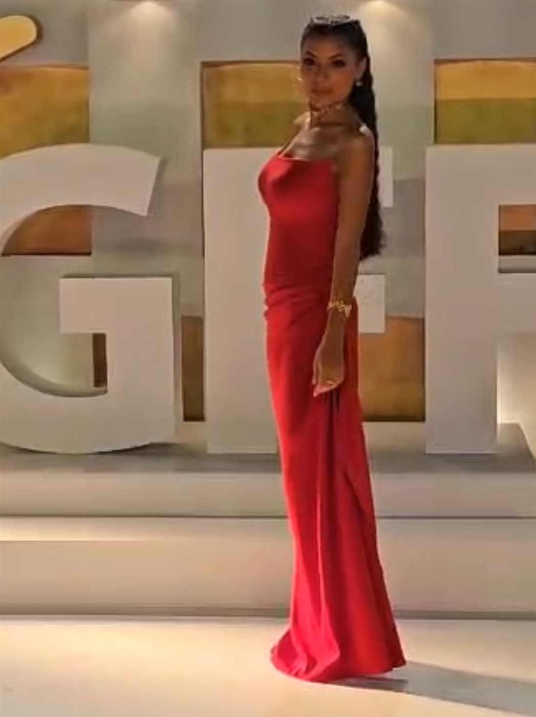 بسمة داود على ريد كاربت فيلم 80 متر