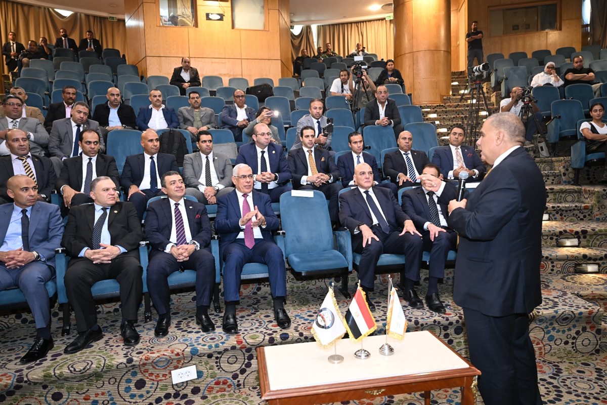 النائب العام يزور مستشفى سرطان الأطفال 57357