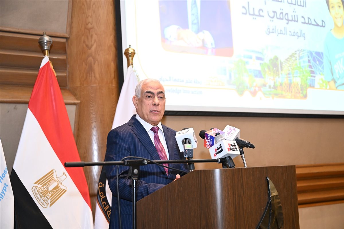 النائب العام يزور مستشفى سرطان الأطفال 57357